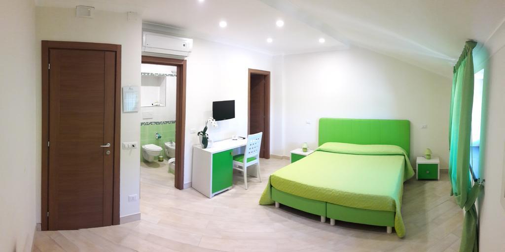 Back To Sorrento Bed & Breakfast ซานตาเญลโล ภายนอก รูปภาพ